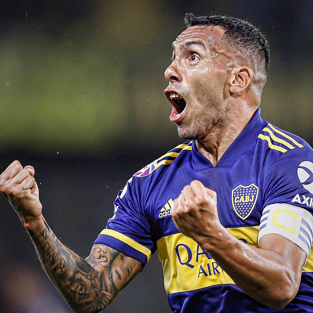 Juezcentral's tweet photo. Había gente que ya lo quería afuera. Carlitos, en 7 partidos en 2020, participó en 8 goles (6 goles y 2 asistencias), siendo el mejor inicio de año en lo que va de su carrera. Hoy, hizo el gol del título. A Tevez, dámelo siempre. https://t.co/uL0F6mLWjM