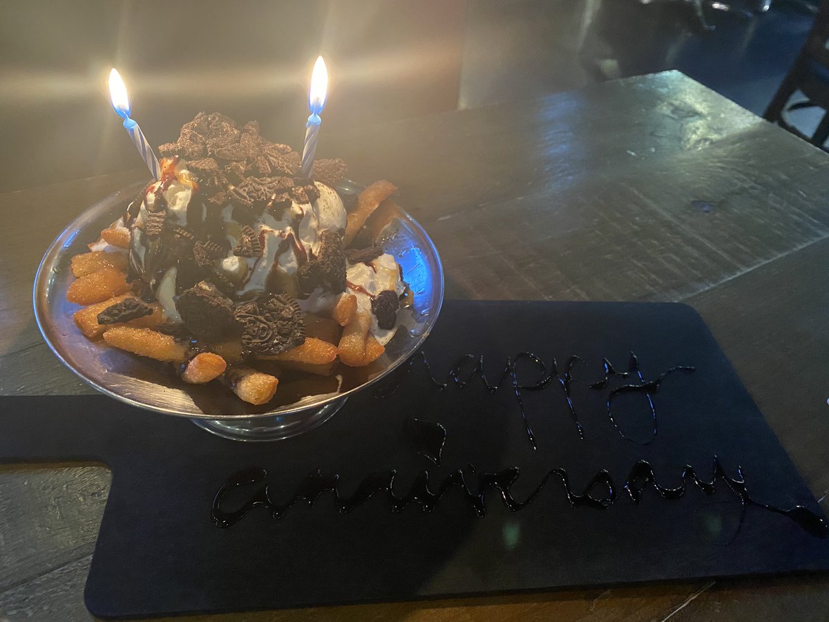 JustMessyApril's tweet photo. Amazing anniversary dinner at ‘Cause and Effect Restaurant’. Ended with champagne for us and this awesome churro fries and ice cream desert where they spelled “Happy Anniversary” in chocolate sauce! #hamont #happyanniversary #causeandeffectbar https://t.co/zGyUh0suSi