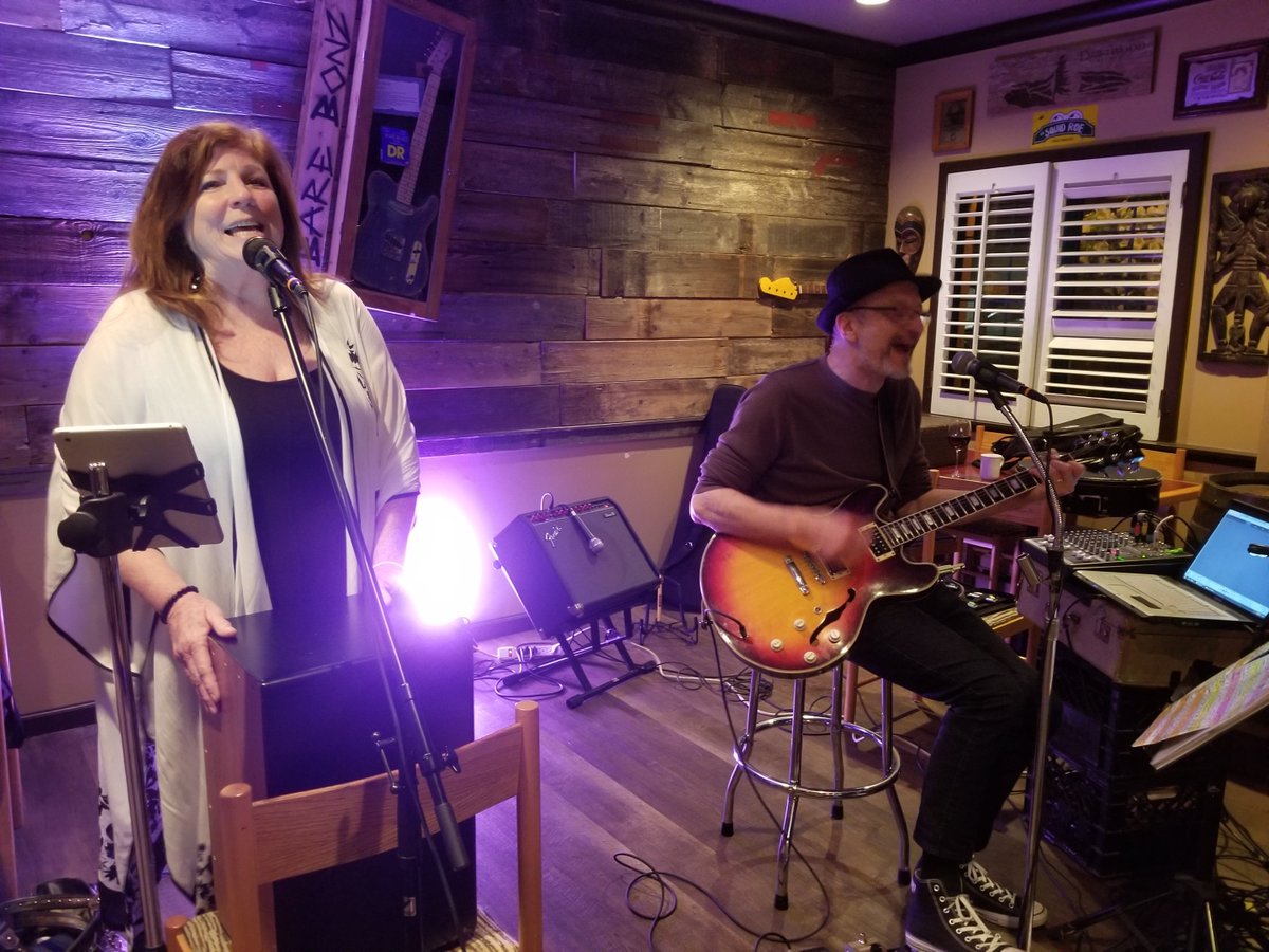 Boondocks Pub (@boondockssidney) on Twitter photo 