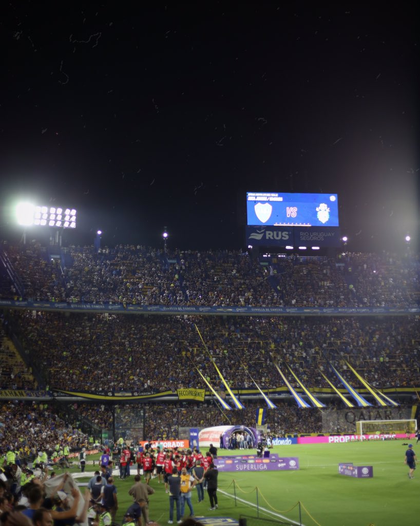 BocaCarnaval12's tweet photo. EL QUE NUNCA DESCENDIÓ
EL QUE MAS COPAS GANÓ

⭐BOCA CAMPEÓN⭐ https://t.co/uPup88jMvO