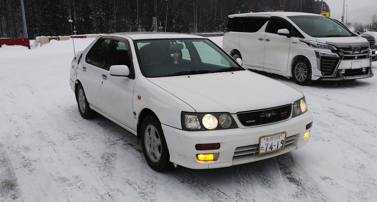 ブルーバードマキシマ 22 最近またu12の中古車は減っていってu14が増えてる U14 からu12に乗り換えた人もいるんだなぁ U14の値段も鬼のような値段だったし U14が高く売れたから U12が買えたんだと思う ブルーバード ブルーバードsss U12ブル U14