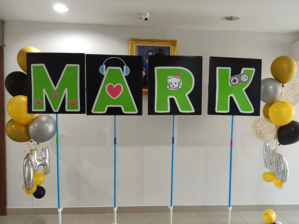 chanita_ta28's tweet photo. HBD นะฮะ
#FirstMeetWithMark080320 https://t.co/X3S0M5CEny