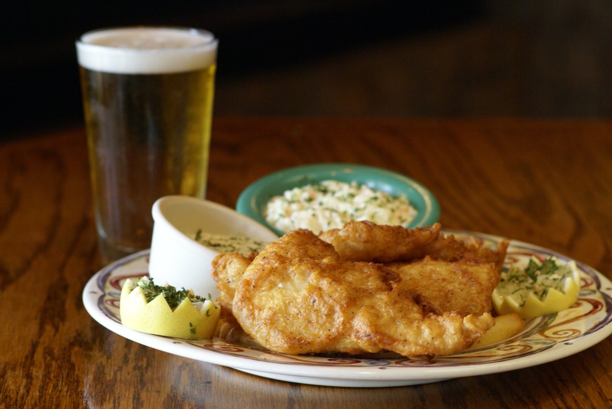 St Patrick's Day Tues, March 17th!  Great Irish Food &amp; Drinks: Corned Beef &amp; Cabbage, Reuben's, Fish &amp; Chips, Irish Stew and more. Guinness, Irish Whiskey's and of course - green beer.
4pm - The Side Show Duo
8pm - Area 51
Come on out and be Irish for a day!