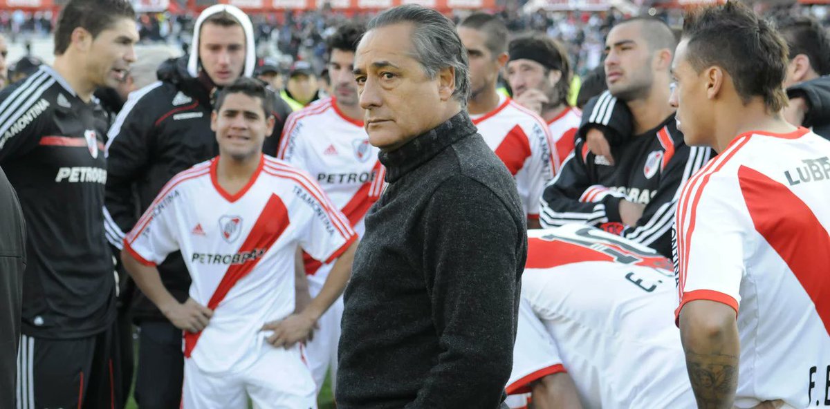 PasionBosteraof's tweet photo. Ellos en su peor momento / Nosotros en nuestro peor momento. https://t.co/J9rsyMowUe