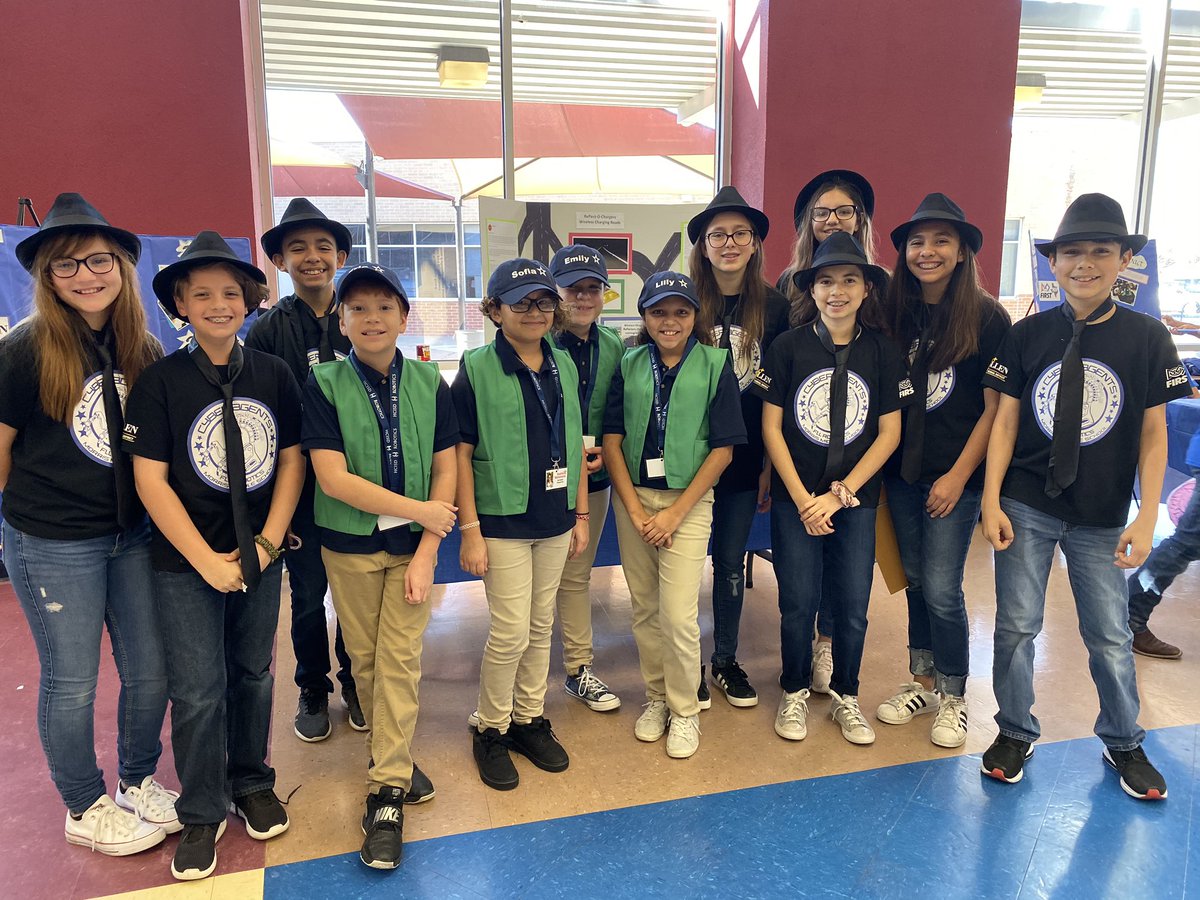 ZavalaRobotics's tweet photo. @FllMorris @FIRSTRGV @stallions045 @McAllenISDCTE Congratulations!!! We have enjoyed seeing you all compete! Go get ‘em at Worlds! https://t.co/RzmHAZBQIC