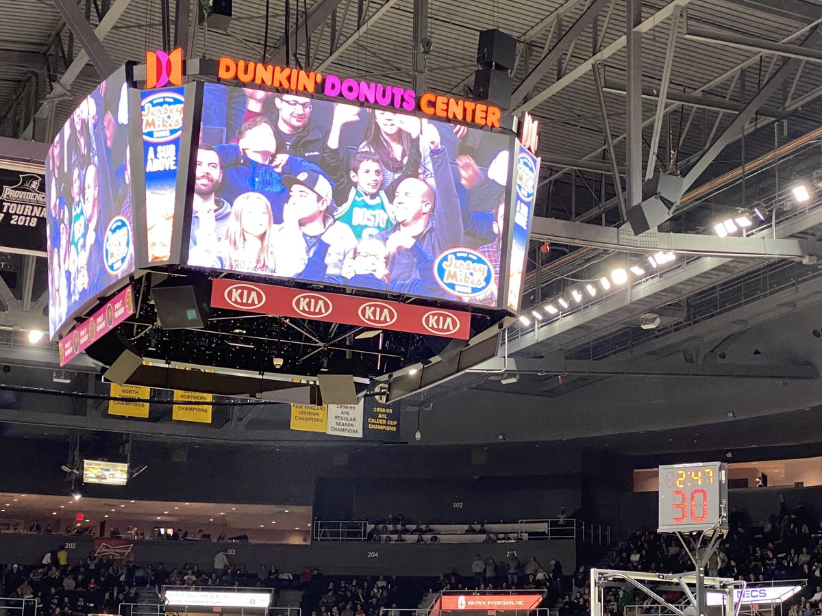 SAScheick's tweet photo. Jersey girls! @PCAthletics @jerseymikes https://t.co/Ywcm087tZw