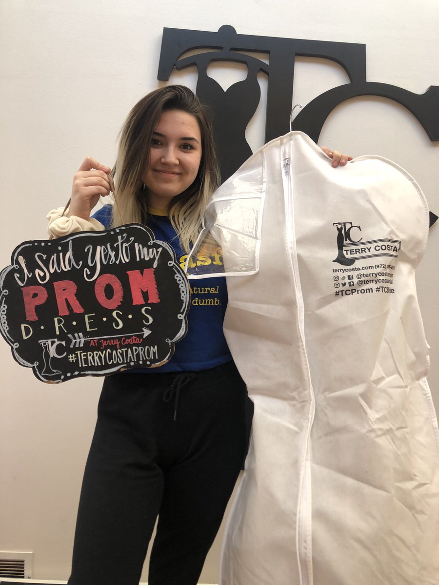 idunnochief's tweet photo. Got my prom dress!! Thank you @TerryCostaProm for helping me get the perfectdress for my senior prom #terrycostaprom #terrycosta https://t.co/hVHMEjiNou