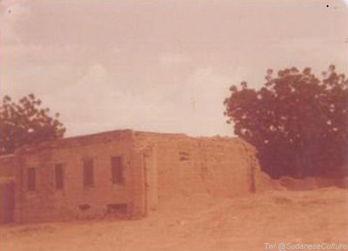 SudaneseCulture's tweet photo. Babikr Bedri (1861-1954):
Was the pioneer and initiator of education for women in Sudan, he founded the first girls' school in Rufaa in1907
#SudaneseCulture 

بابكر بدري (1861-1954م):
رائد تعليم المرأة في  السودان, أنشأ أول مدرسة لتعليم البنات في رفاعة عام 1907  #ثقافة_سودانية https://t.co/Hj2Ya8jlCe