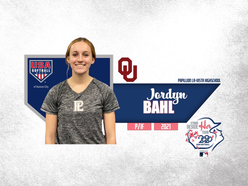 usasoftballkc's tweet image. TEAM KC ROSTER
Meet @jordynbahl 2021 @OU_Softball commit from Papillion, NE. 

GET YOUR TICKETS to watch the @usasoftballwnt!
🇺🇸TEAM USA vs TEAM KC
⏰May 1st 5:00pm (double header)
📍KC Urban Youth Academy
usasoftballkc.com/olympic-softba…

#standbesidehertour
