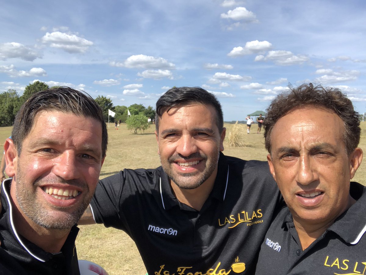 petetcorrea's tweet photo. Pasando el día con estos crack históricos de @OficialCAP jugando al @LFootgolf que lindo es el Fútbol 👏👏🟡⚫️ https://t.co/CVOUkm1LBd