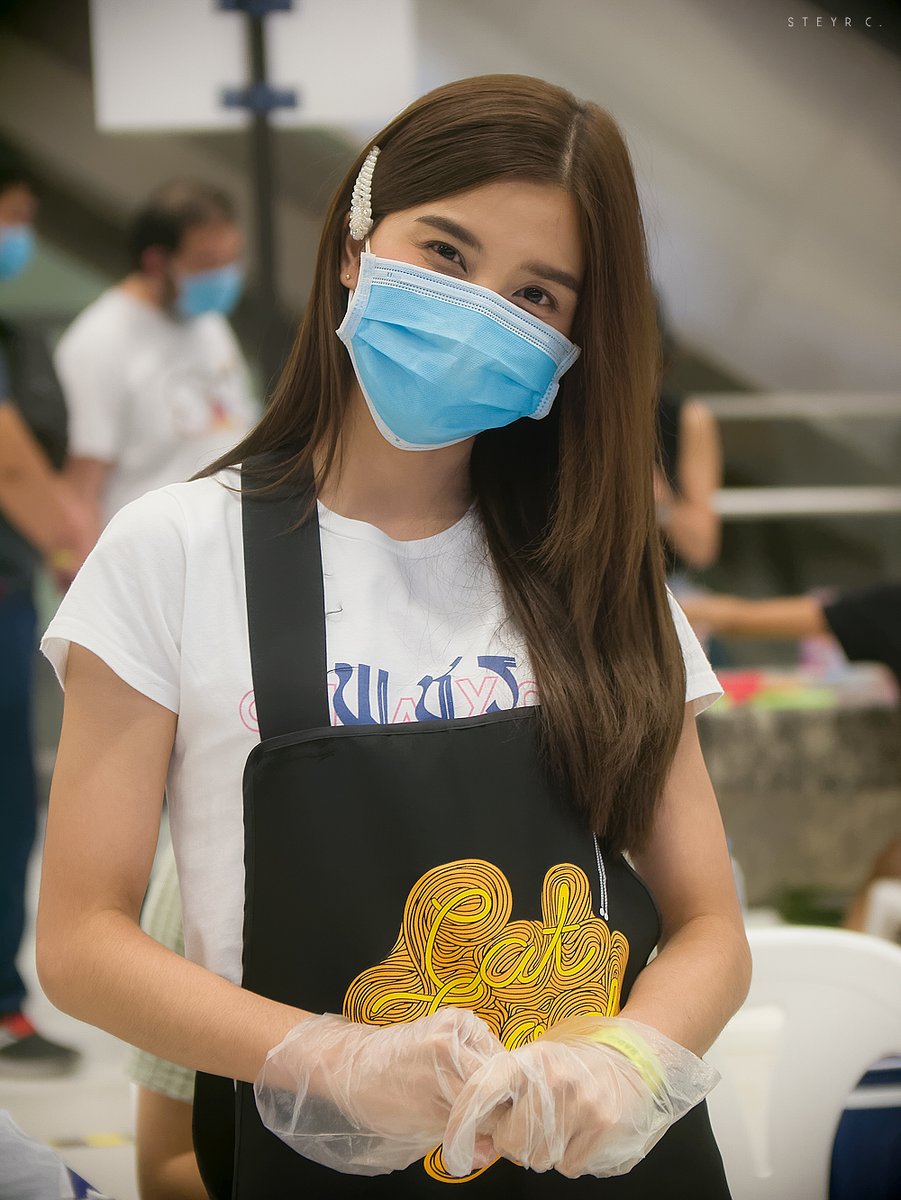 steyrc's tweet image. แม่หญิงที่วันนี้มาเป็นแม่ค้า อิอิ

#PetchSWEAT16 #SWEAT16

SWEAT16 in Cat Foodival 5 (7/3/2020)