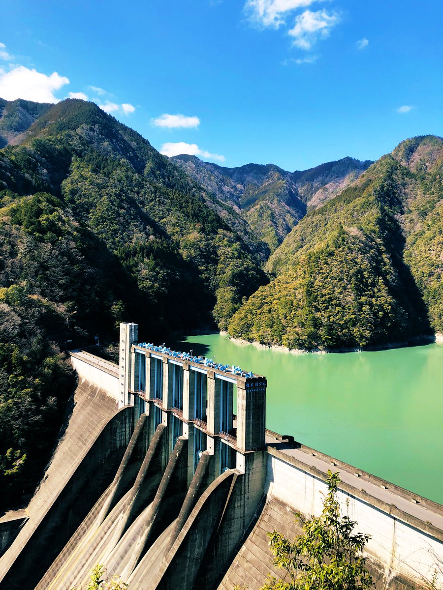 setoguchimizuki's tweet photo. 嫌なニュースばかりなので晴々とした佐久間ダムの写真貼っておきますね https://t.co/a2y4jeheNb