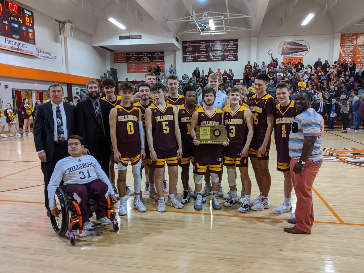 Hillsboro_AD's tweet photo. Boys Final: Hillsboro defeats Sacred Heart 61-47. State Bound!!!! https://t.co/KlXEnGKFbX