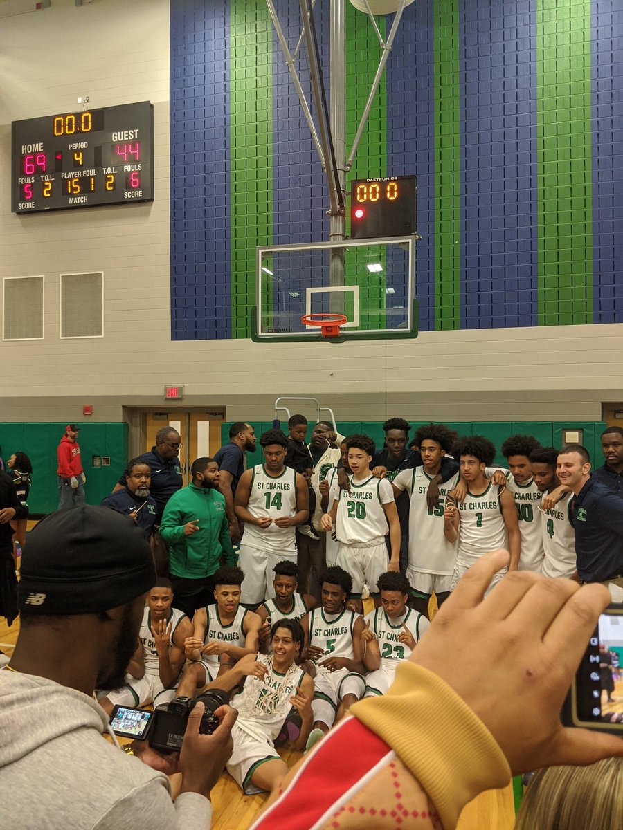 Your Spartans are headed to the #Final4 congratulations to everyone in our program from top to bottom we did we love you all 💚💙 #Stcharlesbasketball #IDU #TheFamily @CoachCampbellSC <a href="/ZeekHorne/">Zeek Horne</a> <a href="/BrianwalkerD/">Oliver (Brian) Walker</a>