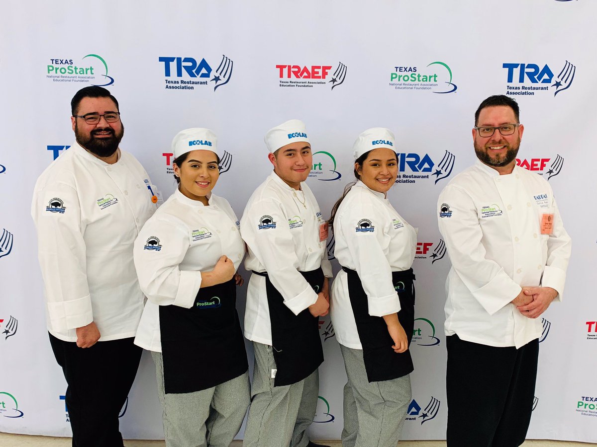 CulinaryMilby's tweet photo. Milby HS Culinary team ready for competition #traef #prostart https://t.co/oEKKjgbXAr