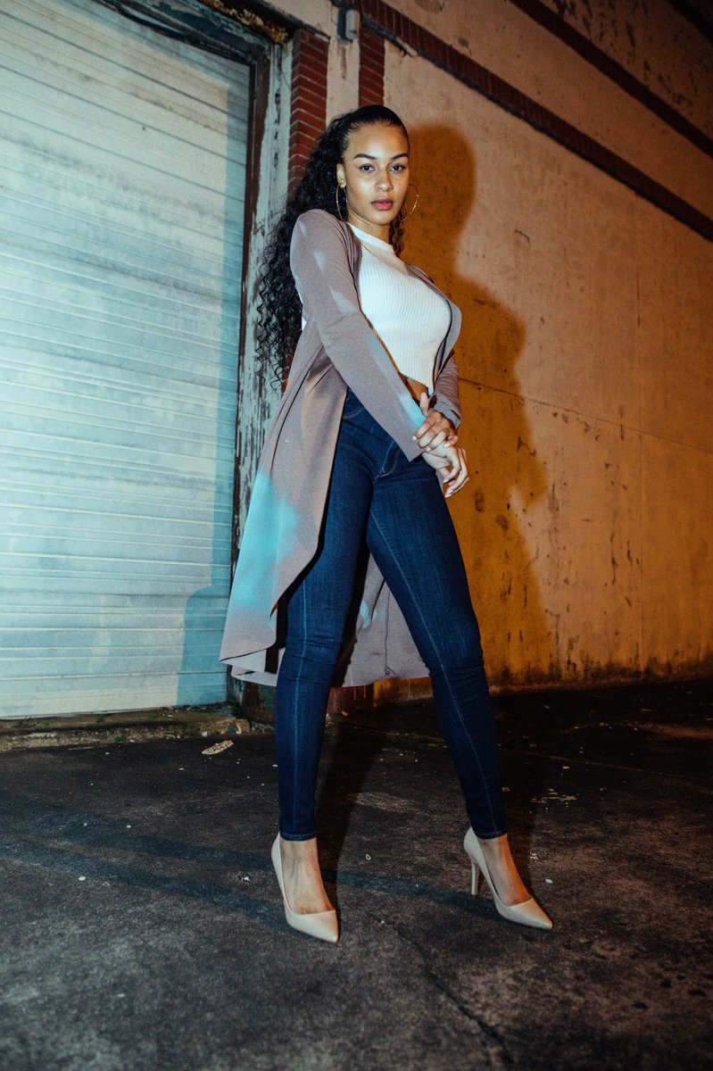 NOISIA757's tweet photo. Into Sight Into Mind, Everlasting Love

 📸: @MidnightGeist 
Model: @kianajanae_ 

#CreateTheEverlasting #ISIM #VISIONSTOREALITY #NOISIAXJUN https://t.co/QKHM1sgYqN
