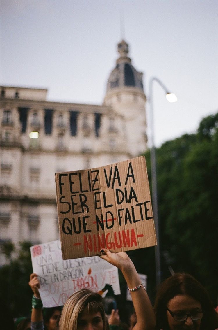 imrighterr's tweet photo. juntas hacemos historia, hoy y todos los días del año. 💜 #8M https://t.co/P08xmXFAuk