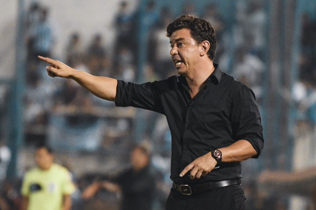 RiverPlate's tweet photo. "Se aprende todo el tiempo, no solamente en la derrota ni en la victoria. Nosotros no vamos a cambiar, no vamos ser diferentes a cuando ganamos. Tenemos que volver a empezar: es el juego mismo el que te da esas posibilidades y hay que saber convivir con ganar y con perder".

✍️🏽MG https://t.co/gZfcS3Vss4