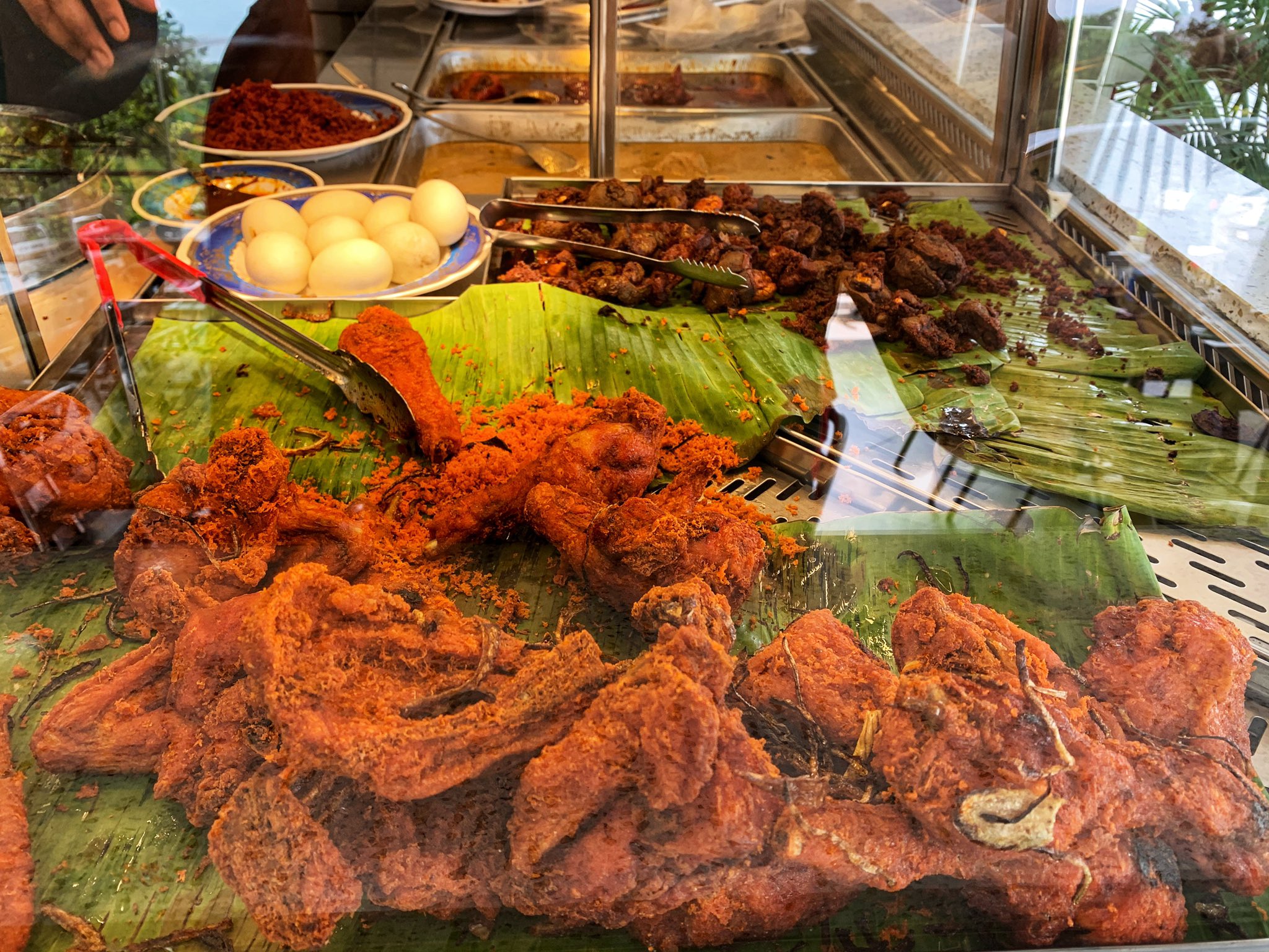 Cyberjaya Infoさんのツイート Roti Canai Di Raihana One Bistro Kenwingston Ni Sedap Dan Crispy Kuah Dhal Dan Sambal Padu Ayam Goreng Mamak Style Dia Pun Sedap Terasa Rempahnya Https T Co Wausych1uy