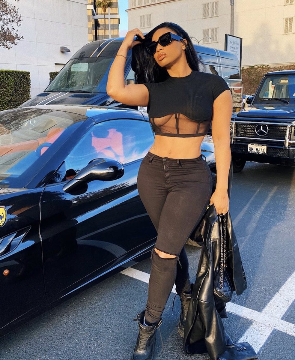 TommieLHHATL's tweet photo. Hey Tommie are you single ? Nah B**** I’m Album #TommieShit https://t.co/IAN378doA2