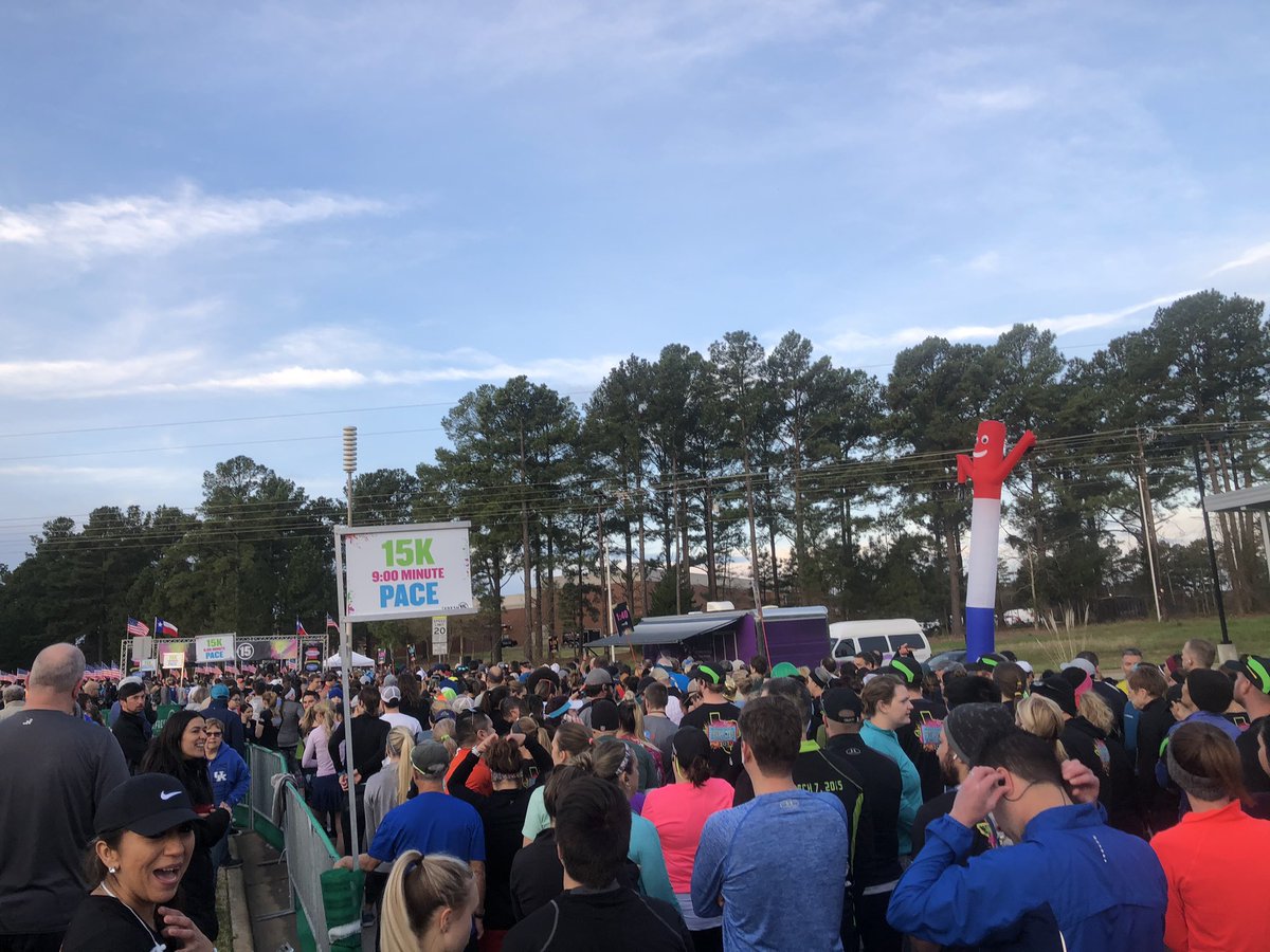 Allison_Pollan's tweet photo. The #Fresh15 is about to get underway! #weruntyler https://t.co/U7T9BdoCoH