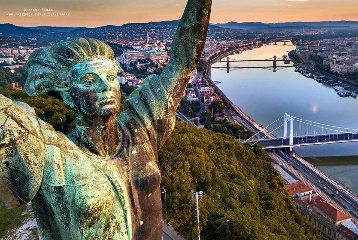 VineyardKapolna's tweet photo. #photosBUD: Pictures that highlight why you need to visit Budapest 🇭🇺
➡️ #Budapest #Hungary #BudapestGuide #travelbudapest
#PhotoGallery #WhereToGoBUD
Read more https://t.co/ONL6FkAOsQ
Pictures https://t.co/30NXbBAghu