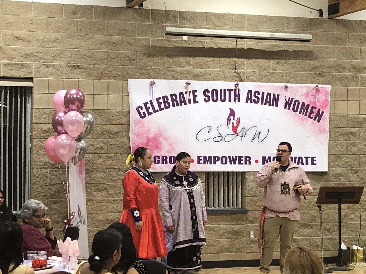 sandyvaranasi's tweet photo. Supporting #CSAW Celebrate South Asian Women #EachforEqual ๐๐๐๐๐#InternationalWomenDay2020 #WomenEmpowerment
Amazing performances #BelleDance #LionDance #FirstNationsDance ๐๐๐ https://t.co/Sj4rSqfmZo