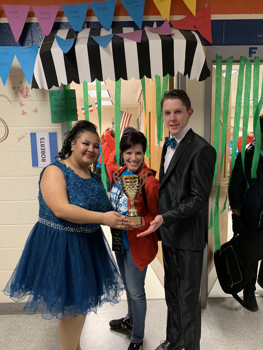 OHS Center Stage tweet media