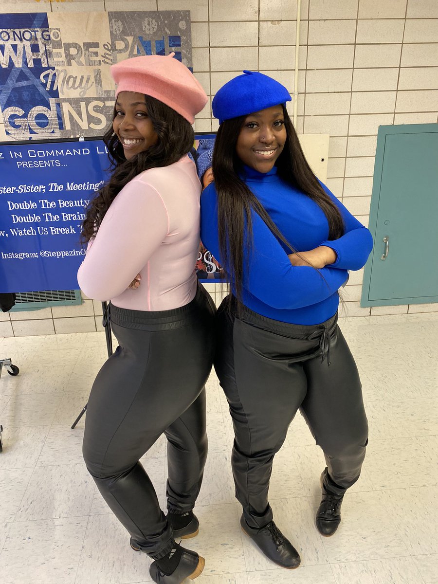 4EverBlaziin's tweet image. So today my step team had the pleasure of reacting out the hit 90’s show #SisterSister. They really did their thing on stage! @TiaMowry @TameraMowryTwo #Sitcom #SteppazInCommand