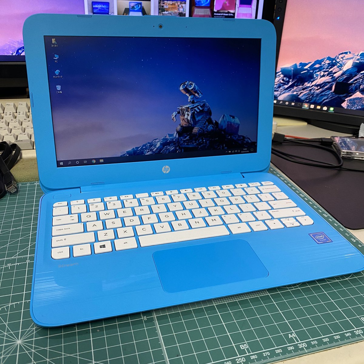 td_service's tweet image. Windows10インストールし直し～
久しぶりに動かしましたが、この色も良いですわ～

#hp #hpstream #hpstream11