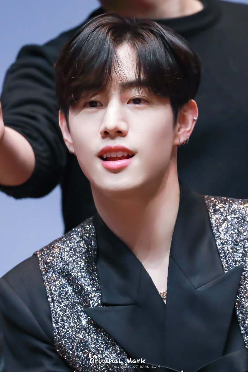 OriginalMark93's tweet photo. 191117
#MARKTUAN #마크
#段宜恩
#GOT7    #갓세븐
#GOT7_CallMyName  
#GOT7_니가부르는나의이름  
#GOT7_YouCallingMyName  

HD😮 https://t.co/2x3ckVoNGf