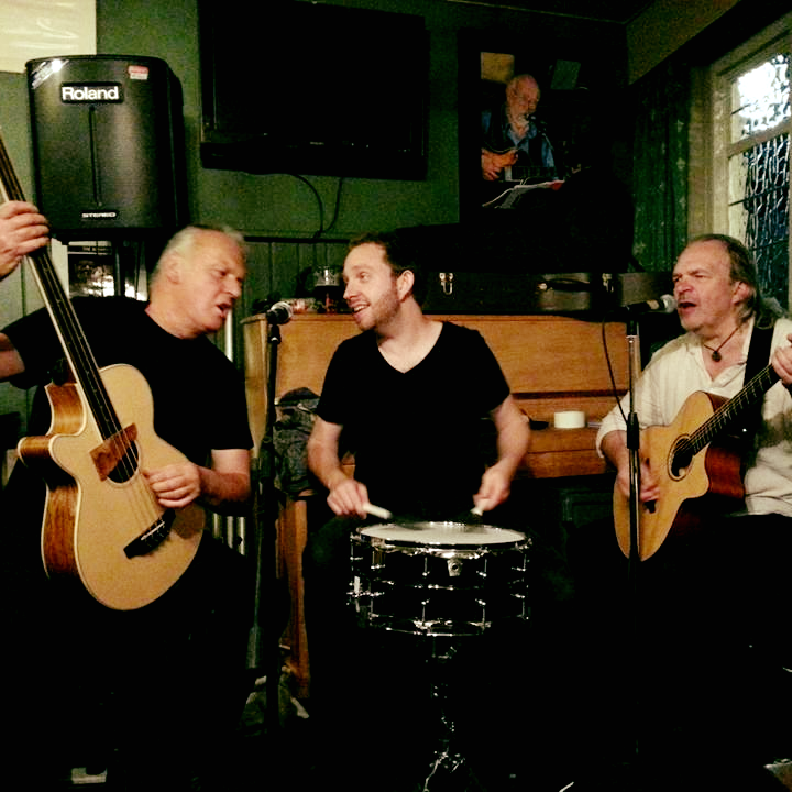GrandHotelSW's tweet photo. 2.30-3.30pm today come and watch The Great West Groove. play live as part of the @swanagebluesfestival. #swanagebluesfestivalmarch2020 #showsupportwearawristband https://t.co/f3Fv44clTg
