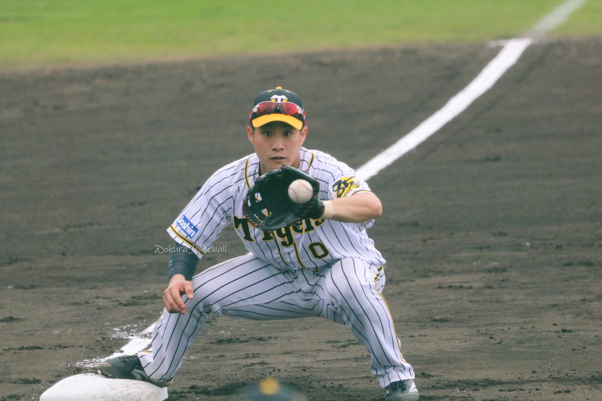 おくla Pampara A Twitter 打つ瞬間とかボール捕る瞬間に目がカッと開いてるのがいいんですよ 木浪聖也