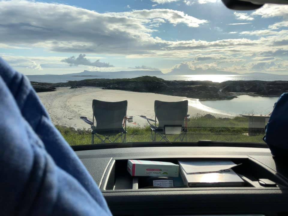 CamperKingLtd's tweet photo. Dreaming of Summer with our Through the Screen this Sunday #CamperKing #ThroughtheScreen https://t.co/PXK8mT5Z7M