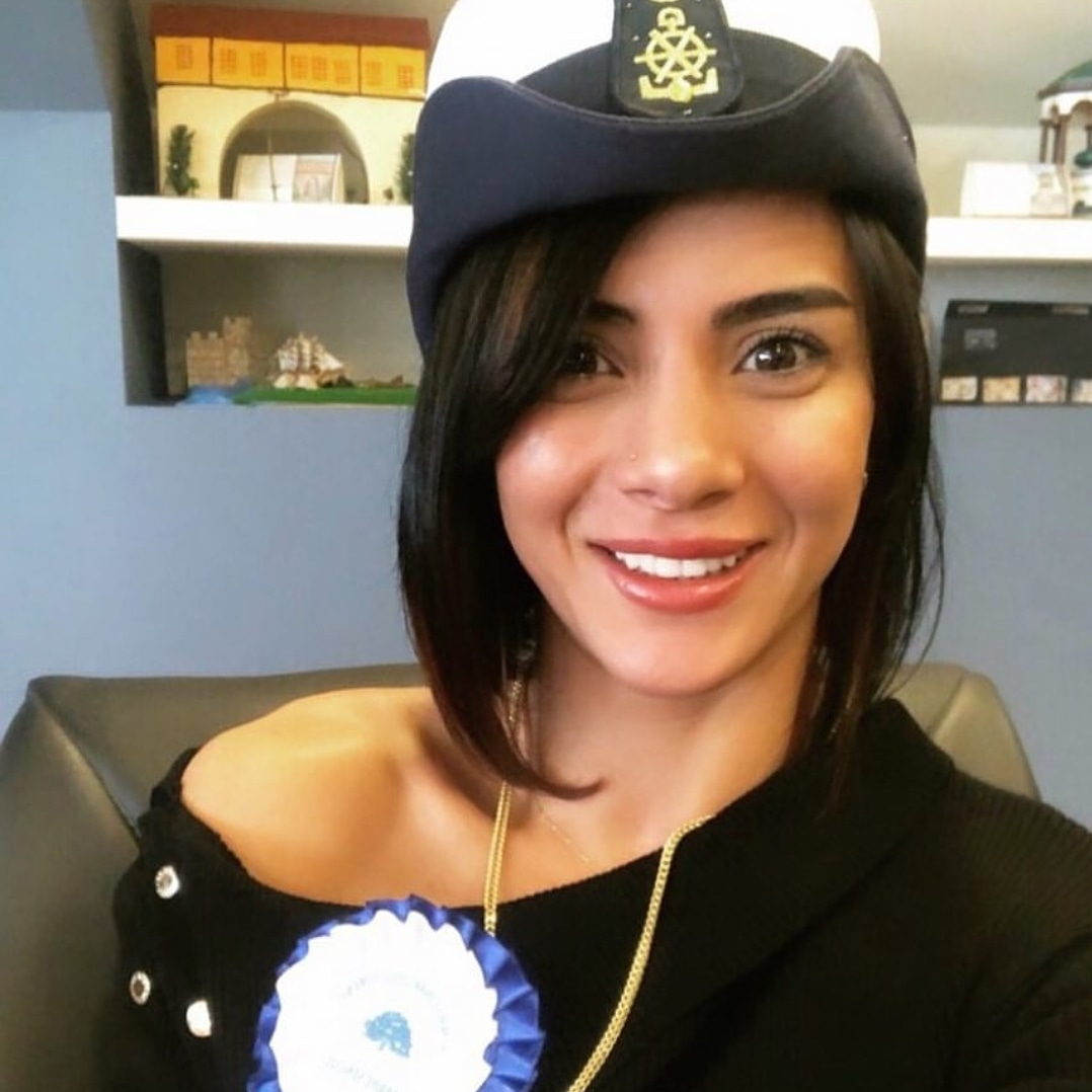 Sabriye Şengül Official Fan (@sabriyeofficial) on Twitter photo Kadınlar gününüz kutlu olsun ❤
<a href="/Sabriyesengul/">Sabriye Şengül</a> #sabriyeşengül
#8martdunyakadinlargunu
#WomensDay Kadınlar gününüz kutlu olsun ❤
<a href="/Sabriyesengul/">Sabriye Şengül</a> #sabriyeşengül
#8martdunyakadinlargunu
#WomensDay