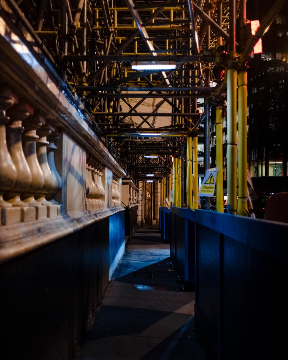 DomineDirigeNos - OLD BROAD ST (25/11/2019)

YouTube: bit.ly/s1e2-dominedir…

#cityoflondon #streetphotography
