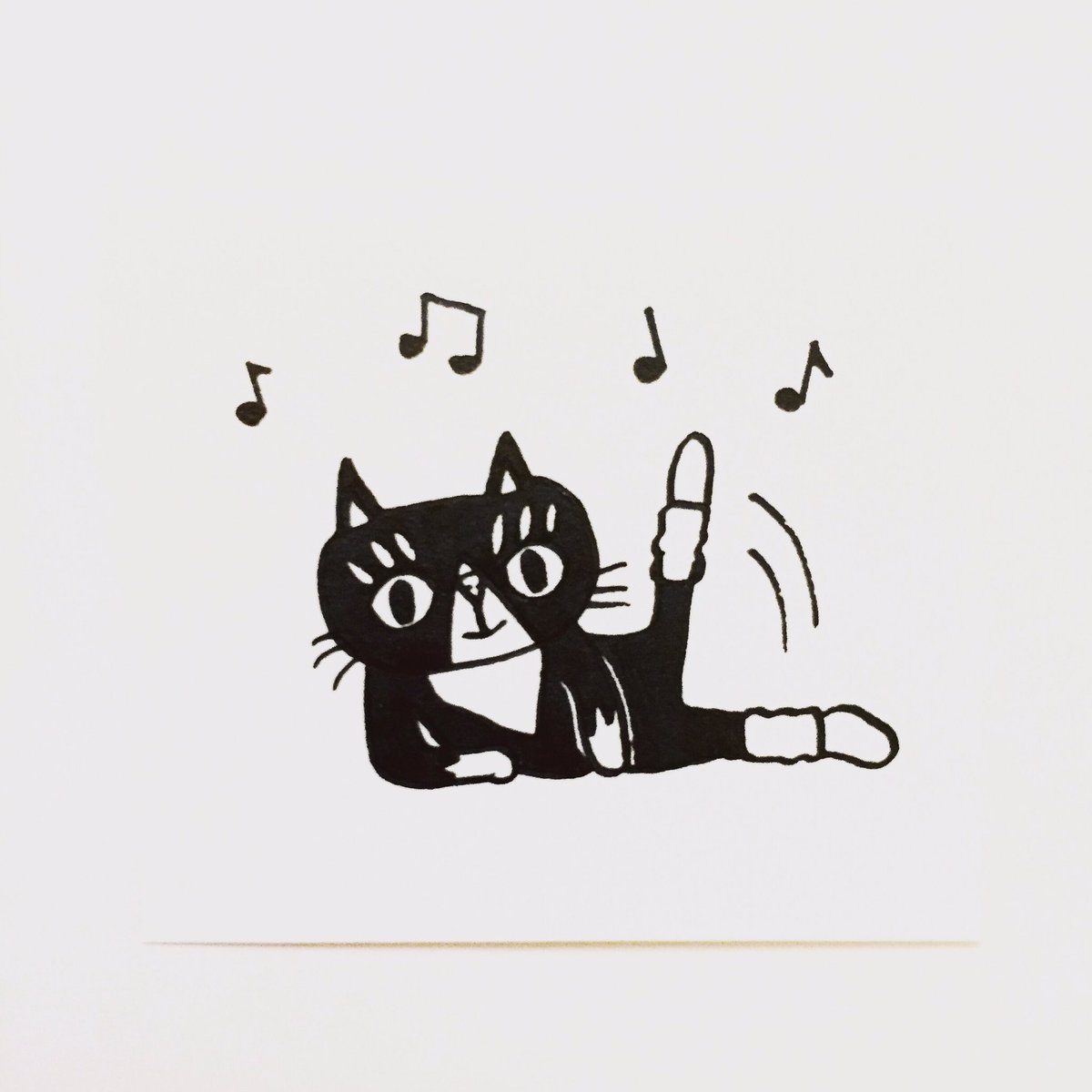 肌子 今日のイラストはコレ ｪ エアロビをしてる猫 イラスト 猫 ネコ ねこ オリジナル ペン画 アナログ画 絵 猫の絵 白黒猫 ハチワレ猫