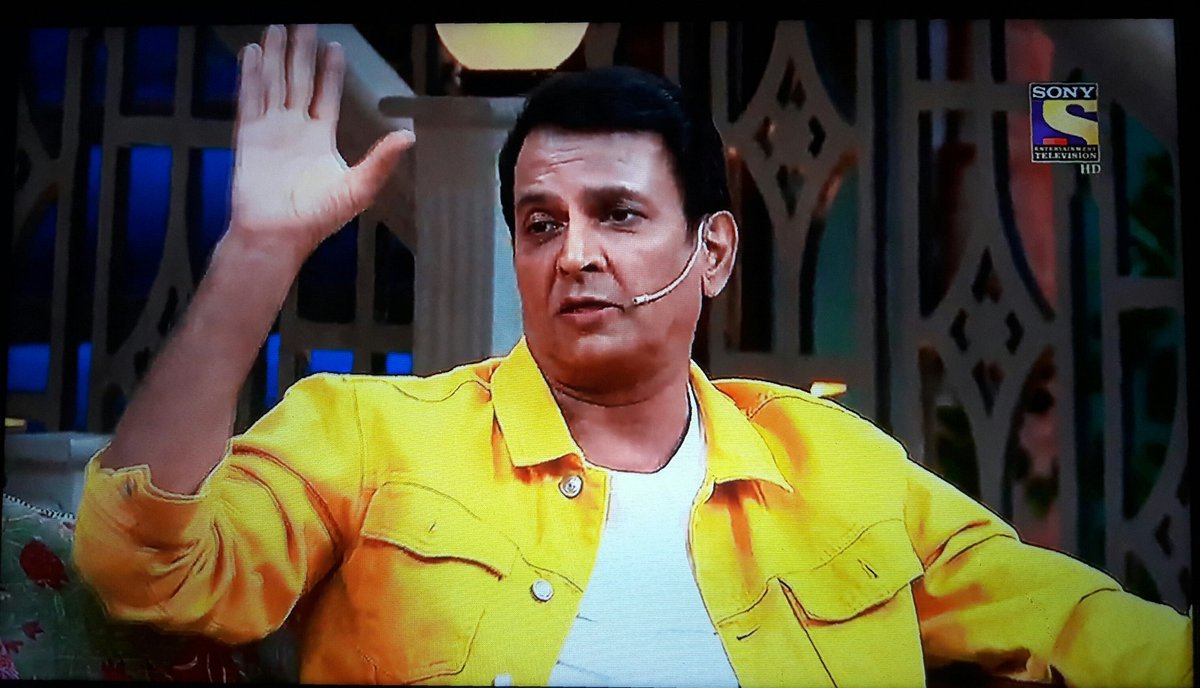 itsbbtiwari's tweet photo. @LahriSunil जी ...तब हिन्दू-मुस्लिम एकता की नींव प्रेम व भाईचारे पर टिकी थी, तब मुसलमान भी कुरान की तरह रामायण को उतना ही सिर आँखों पर बिठाते थे जितना कि हिन्दू। आज़ इसी एकता की सख़्त जरूरत है।
#RamayanOnTKSS @arungovil12 @D_chikhalia @KapilSharmaK9 #RamanandSagar #PremSagar https://t.co/1OeYeVidAe