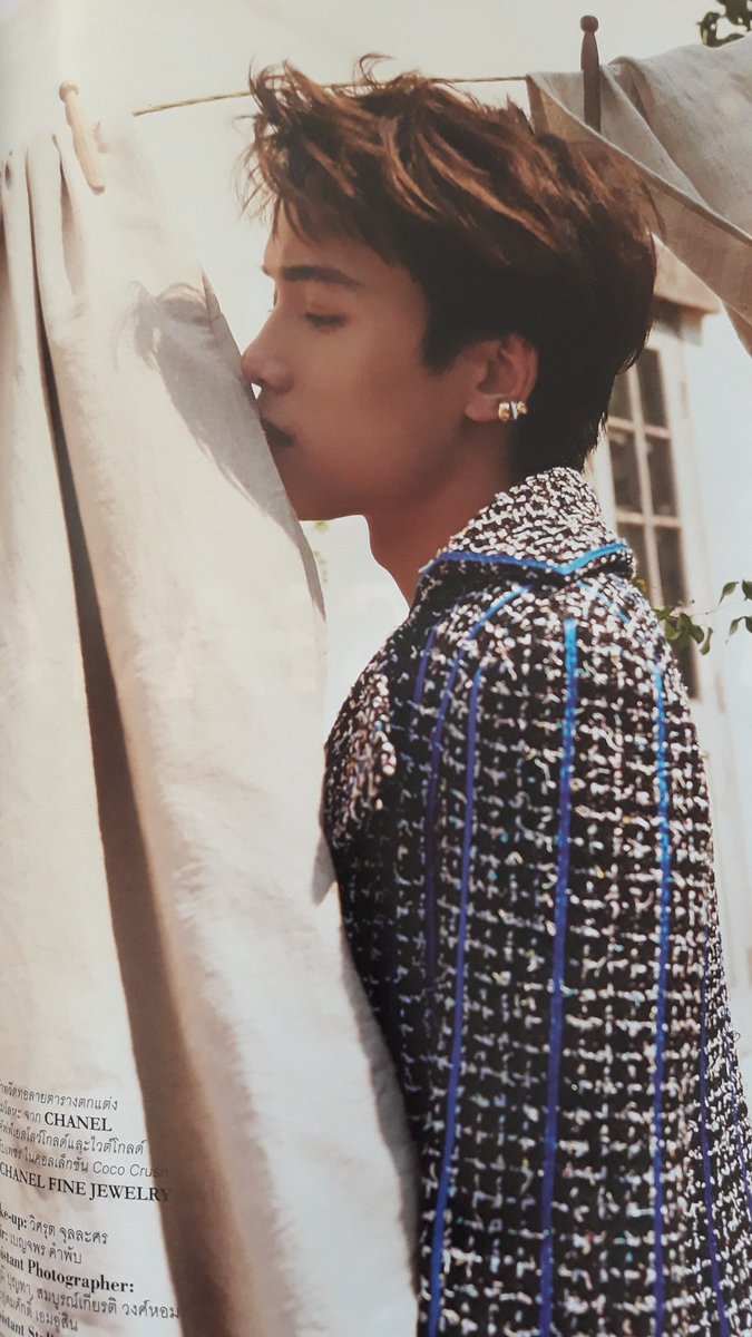 AoAo11110286's tweet photo. ได้มาครอบครองแล้วจร้าา  #JamyJamess #ELLEmarch2020 https://t.co/jqbYND2cbl