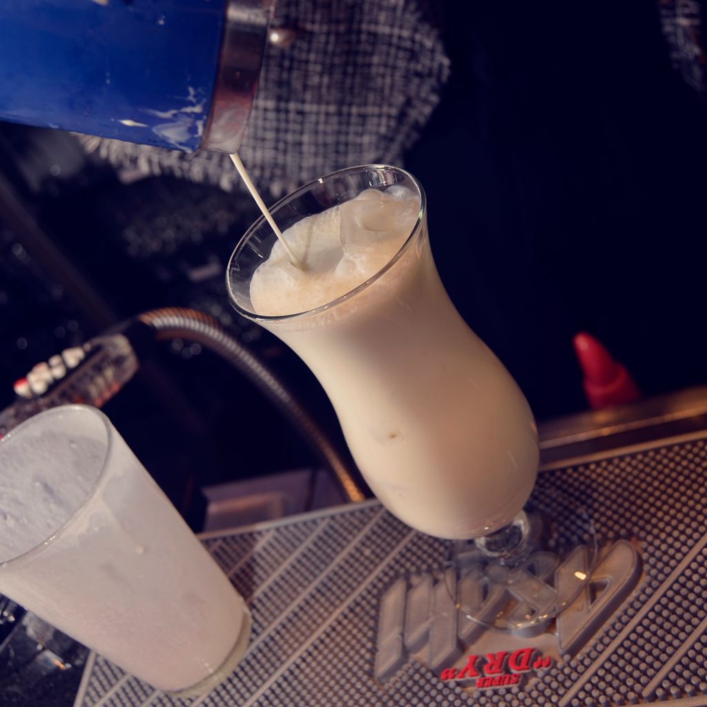 ChyLiverpool's tweet photo. Who fancies one of our cocktails?? https://t.co/6mIurV1Gn0