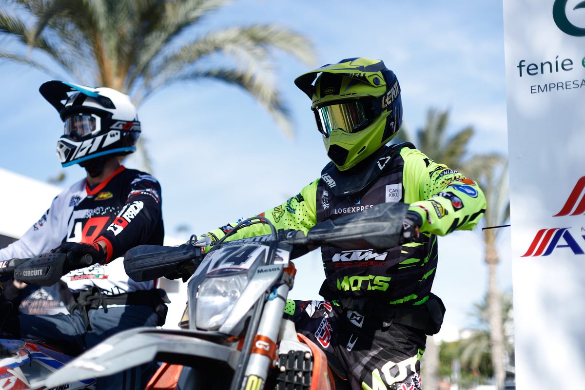 dipalme_almeria's tweet photo. 🔛 Primeras imágenes de la salida de las ‘100 Millas de Antas’ en el XXIV Campeonato de España de Enduro 🏍

#ESPenduro https://t.co/jIJ6Lp2NZE