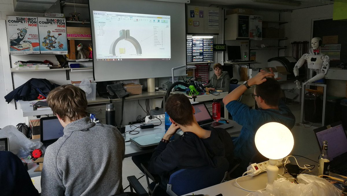 FablabLuebeck's tweet photo. Der Sumobot Workshop geht in aller Frische weiter. Gestern haben wir die Teile des Bots konstruiert, gelasert und gedruckt.

Heute wird alles zusammengebaut, verlötet und mit Software zum Leben erweckt.

Wir sind sehr gespannt auf die Resultate 🤖
#sumobotNo3 #RobotsDoNotWantThat https://t.co/cYsabQaHo3