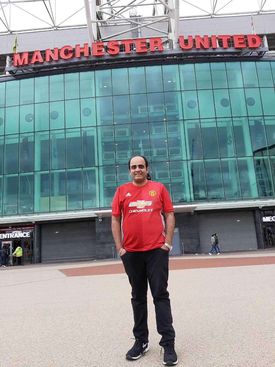 Darshan_MUFC's tweet photo. One day you will be at the place you always wanted to be. Absolutely buzzing. Thank you @ManUtdMumbai and @TheBeanstalkExp for making this dream come true https://t.co/18eMSDJBVP