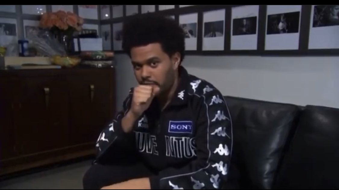 dancolosimoo's tweet photo. The Weeknd on Saturday Night Live with the retro juve jacket 🔝🏁 https://t.co/U4qwREDo4B