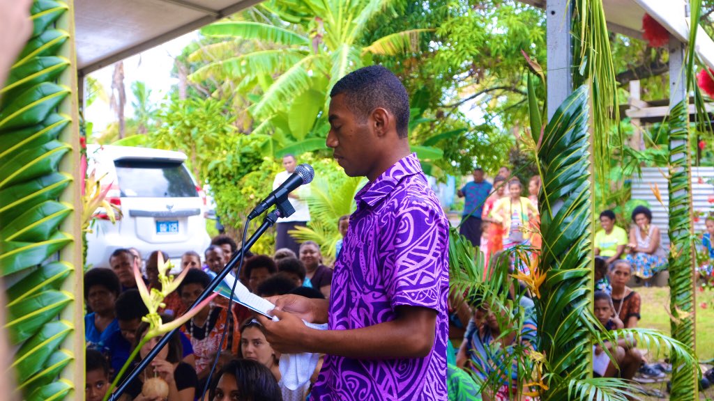 FijiRIS's tweet photo. ‘I don’t want to be a statistic. I want to be a doctor to help my family and #community live a better life’.  Livai Saravi, #youth representative from Vunato, talks about the importance of #education during the @UN_PGA visit to the settlement. @adaptationfund @FijiRIS @UNHABITAT https://t.co/V8B6v0pOh8