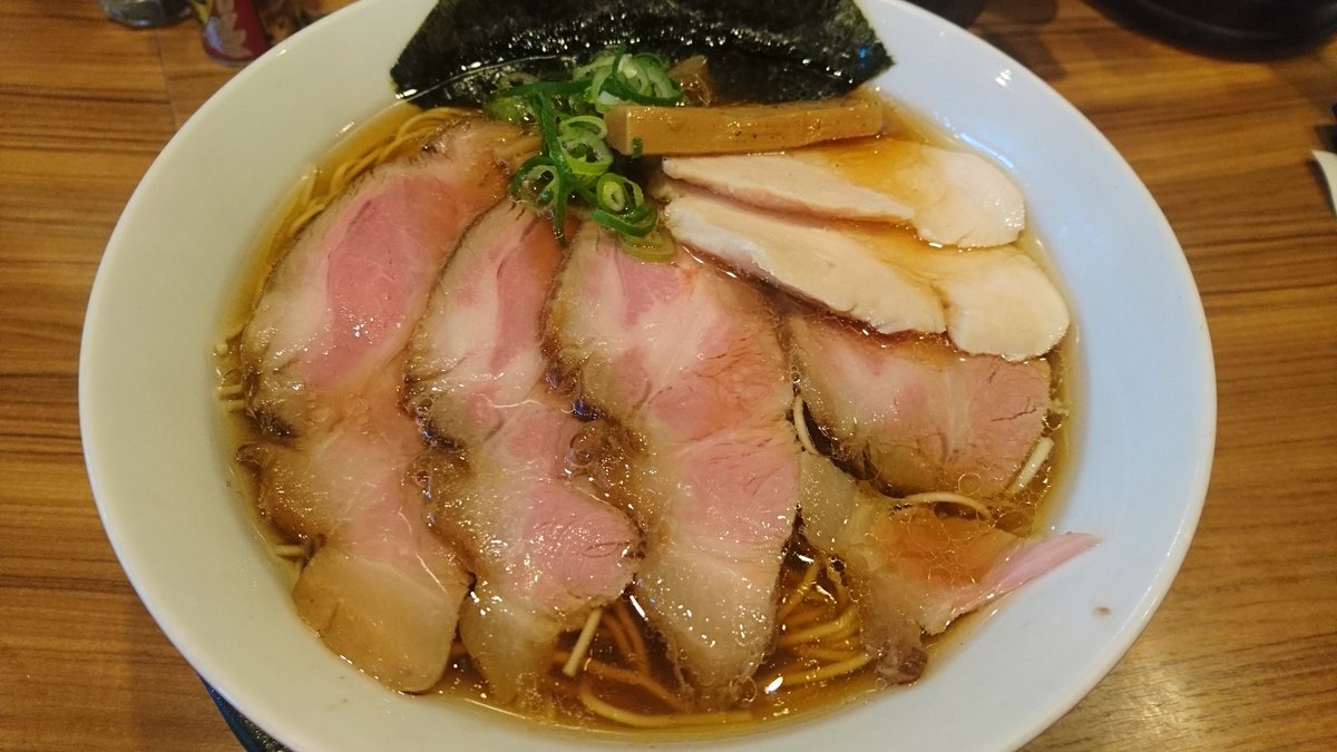 らーぬん ニスのイラスト