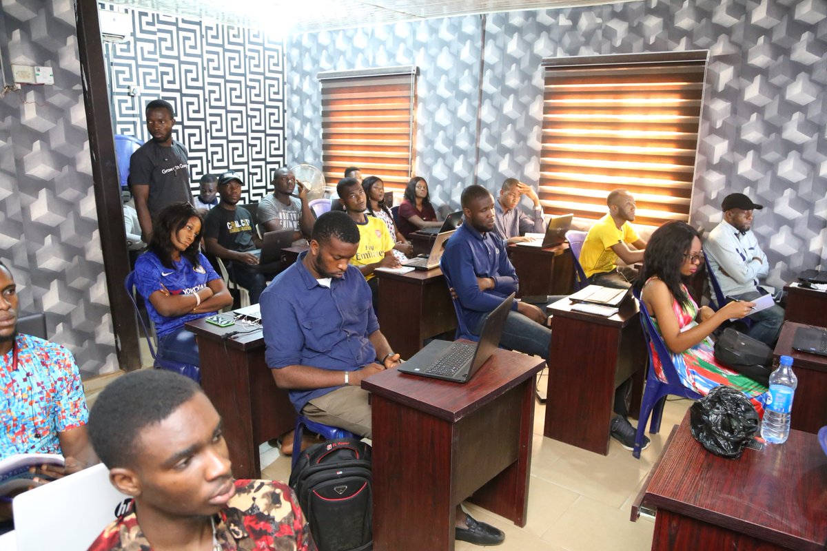 chigbo_nweke's tweet photo. #waveHub WordPress training.
At #WaveHub we take Techno-prenuership serious.
The training was amazing as 45 trainees attended the class.
#WaveHubAfrica #WaveHub #WordPress https://t.co/CgwazgibeD