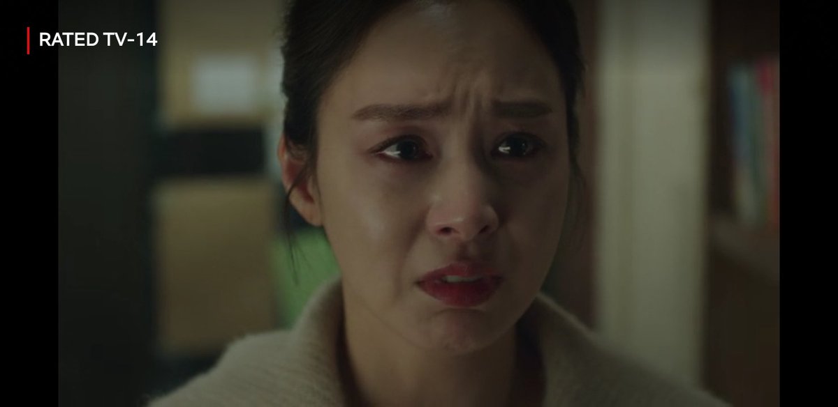 karie202's tweet image. The emotions on this scene got me teary-eyed. No words spoken between Yuri and Hyun Jung, their actions were enough to convey what they felt. #HiByeMama #HiByeMamaNetflix