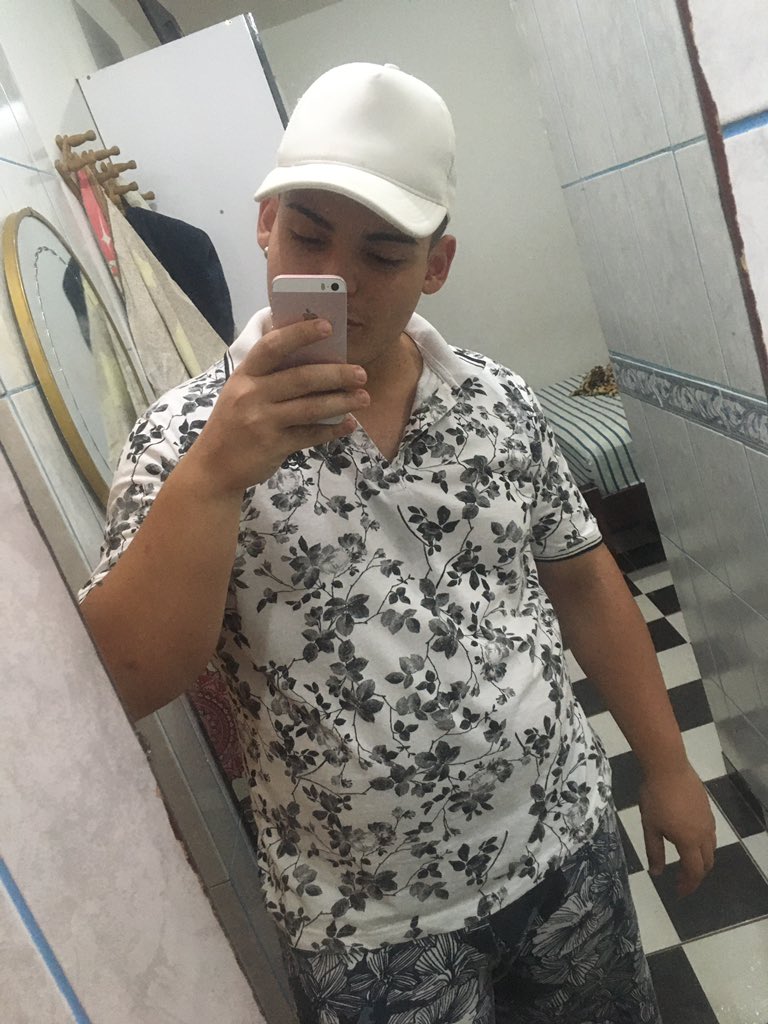 DaniloMelloo's tweet photo. Fase tá boa #superabb https://t.co/G79B6ViVRs