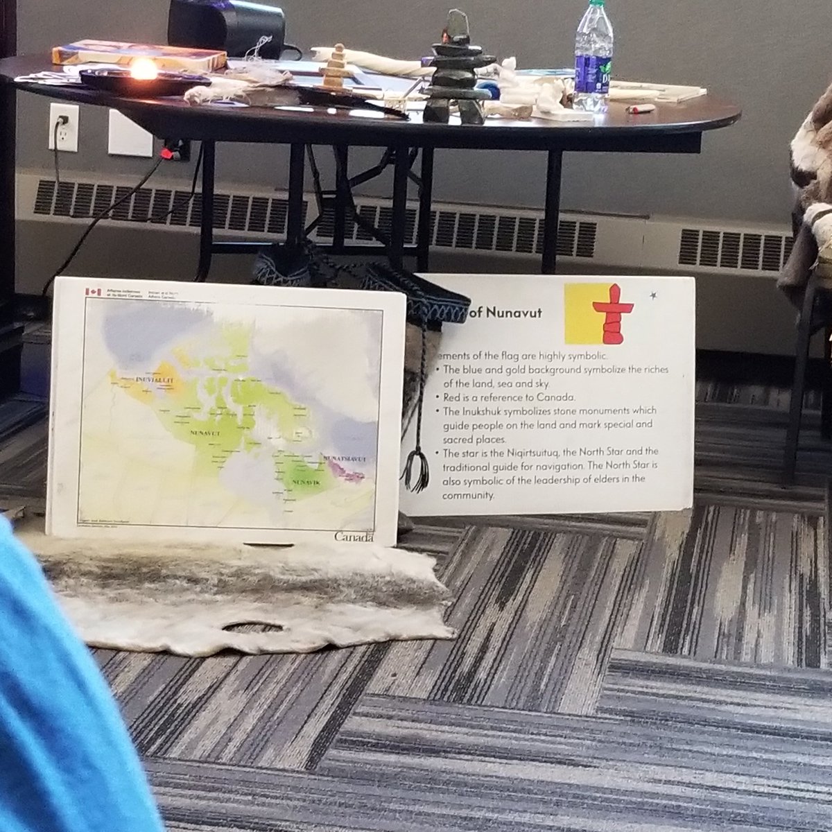 LASEP_CSJ's tweet photo. Micro-formation sur l'introduction de la culture inuite! @UAlberta_CSJ #éducationautochtones #inuit #éducation #inclusion #diversité #lasep https://t.co/Z0Nm03viqA